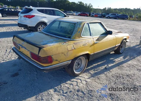 1972 Mercedes 280Se z USA, uszkodzony, nr VIN 10704212002756